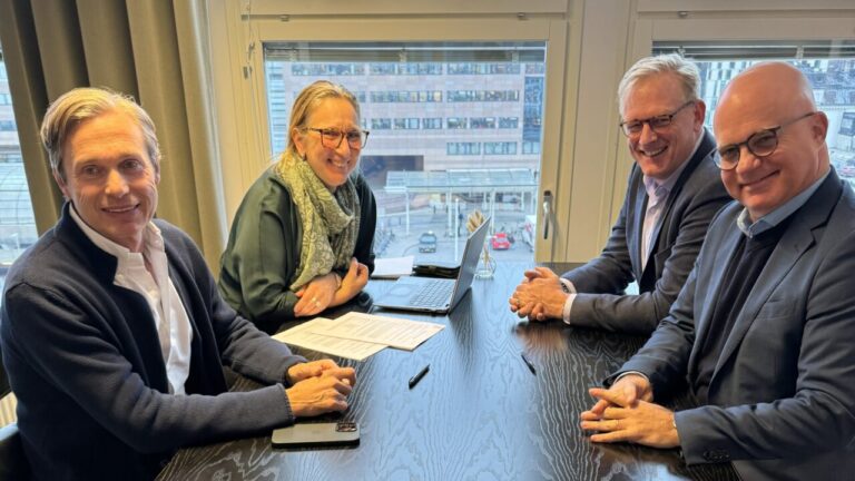 GreenIron, Scandinavian Steel sign distribution agreement