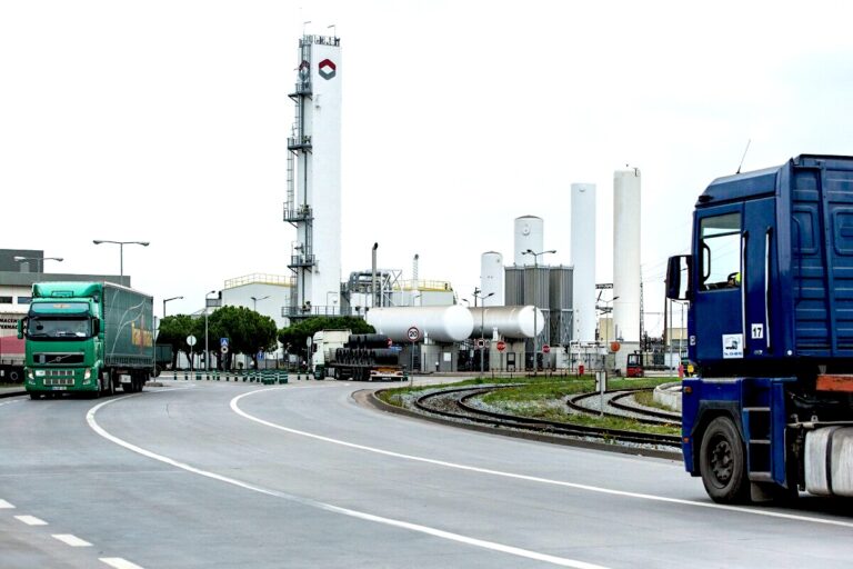 Soaring energy costs push Siderurgia Nacional to halt production