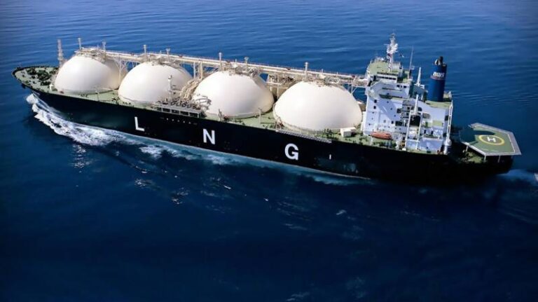 LNG to reduce iron ore shipping emissions