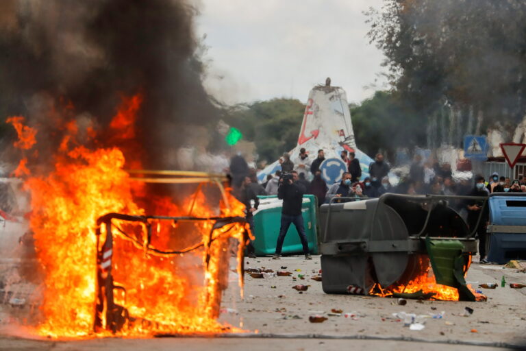Spanish metal workers start five-day strike
