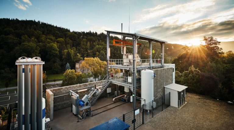 Voestalpine operates new pickling line from Andritz
